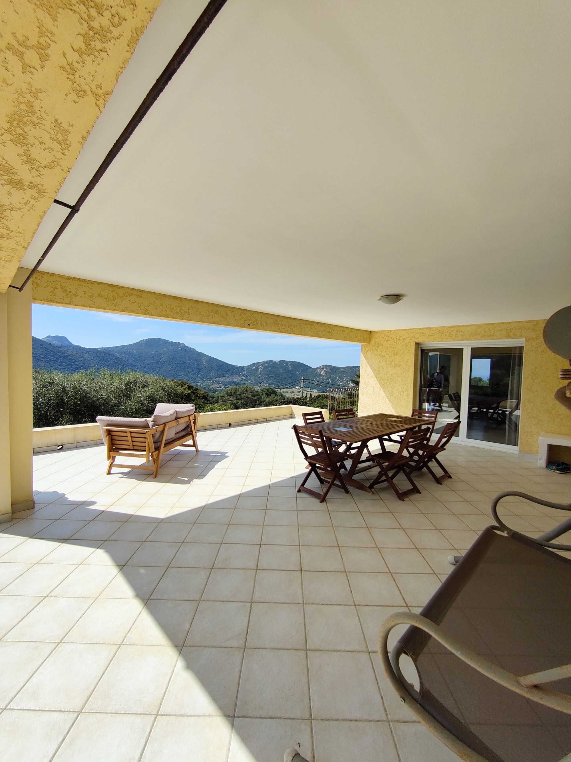 Belle villa vue mer et montagne