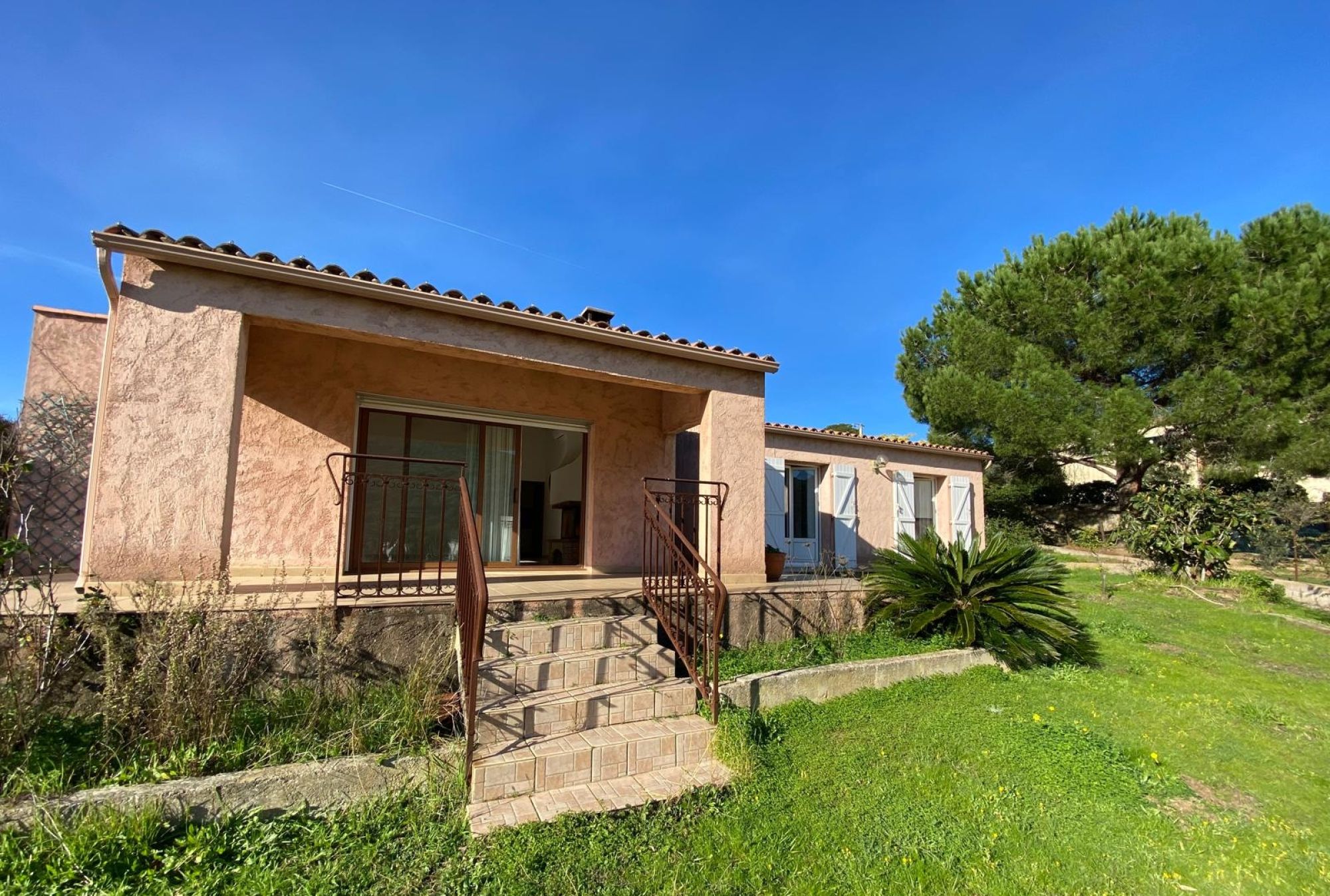 Villa lumineuse à deux pas du littoral