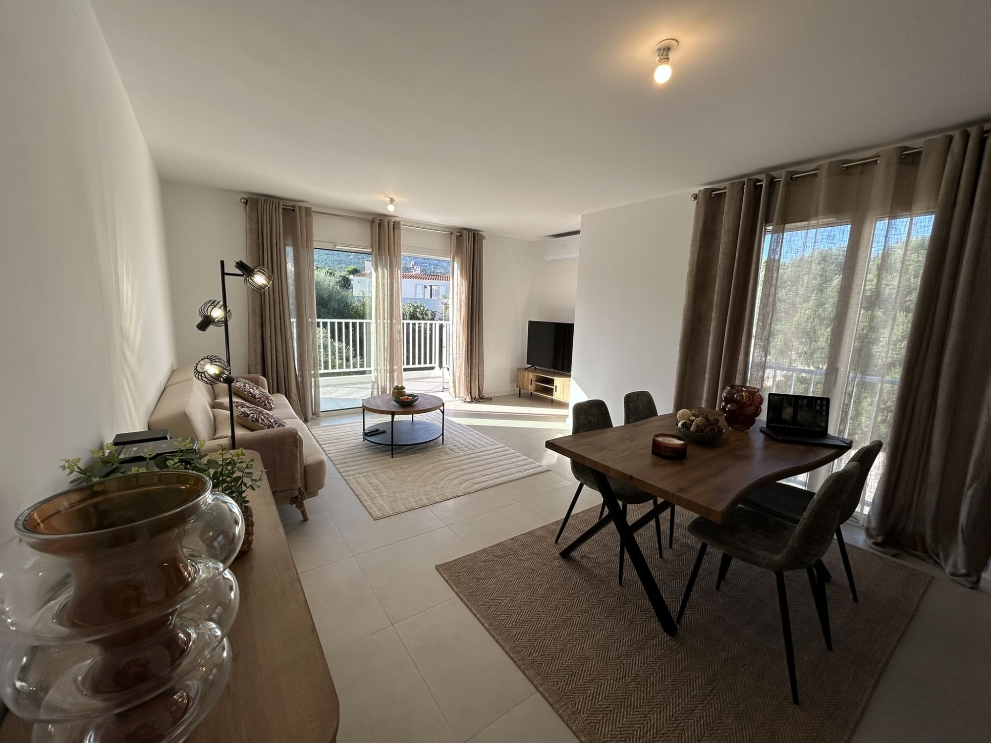 Appartement neuf climatisé à Ile Rousse